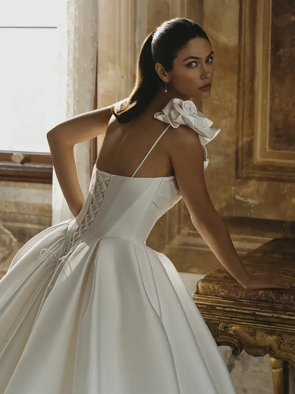 Inside an Award-Winning Bridal Experience in Hampshire: What to Expect Image
