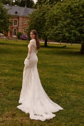 Milla by Lorenzo Rossi Avenara #3 thumbnail